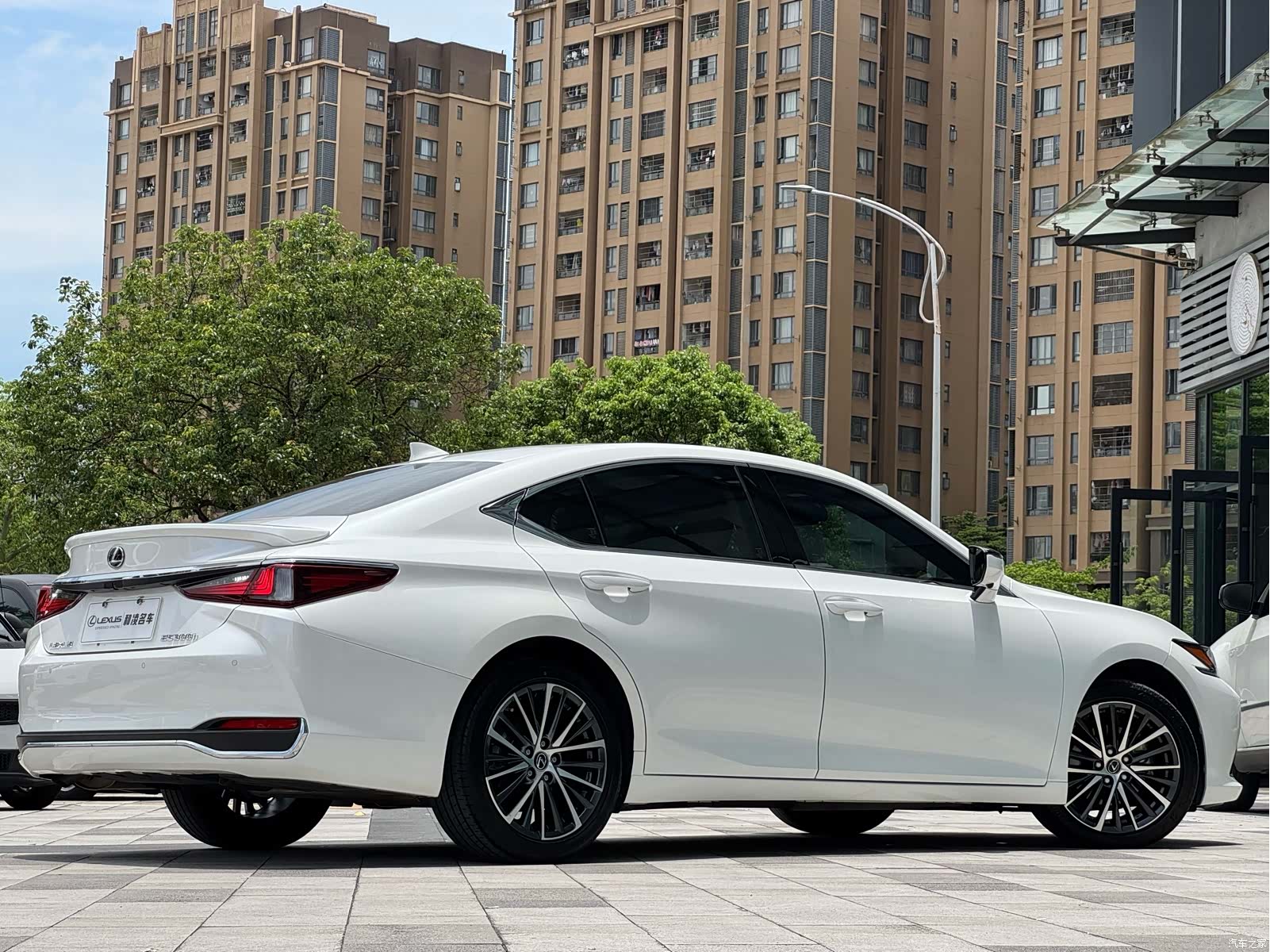 Lexus ES, 2023 6