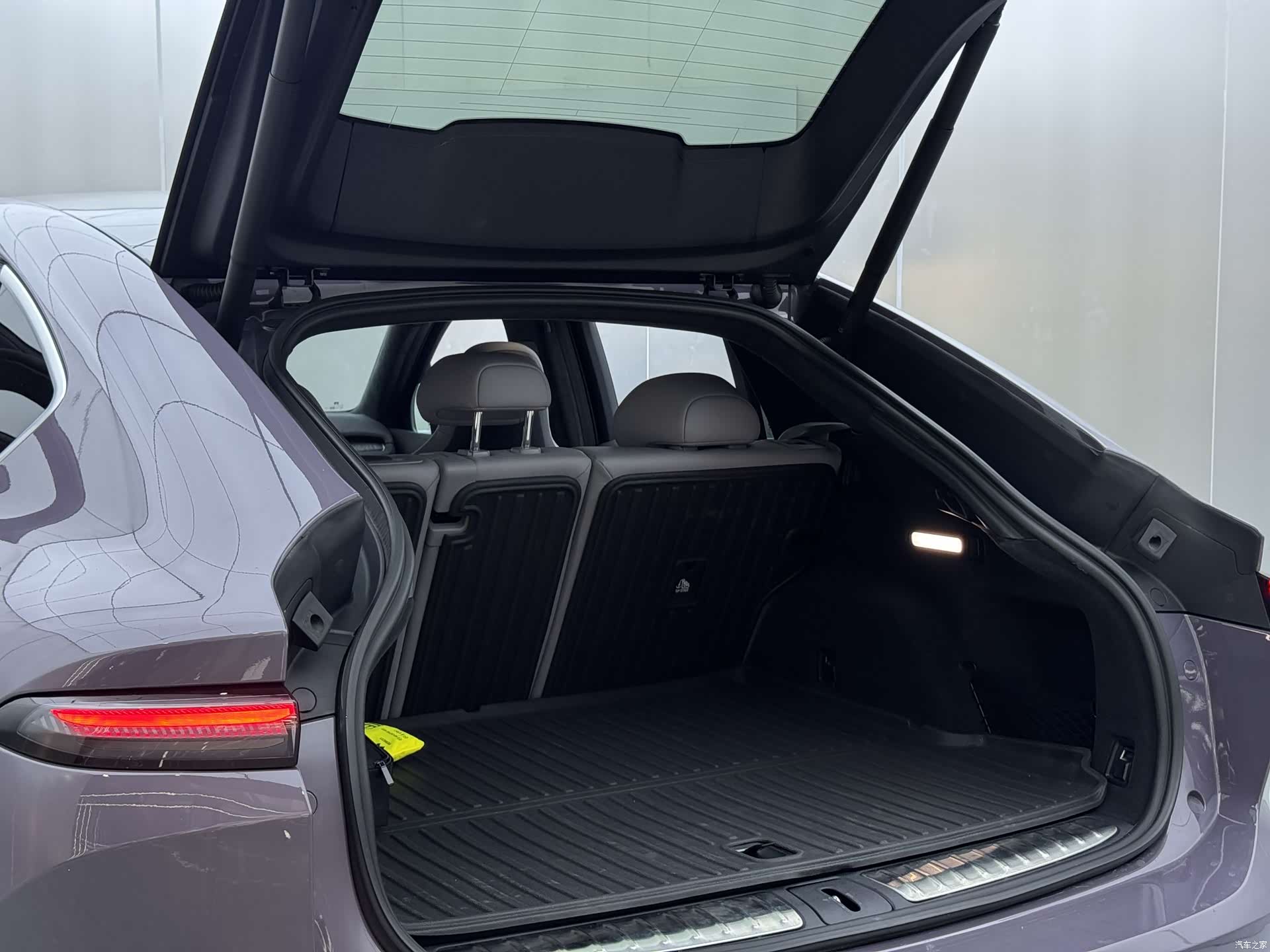 NIO EC6, 2024 13