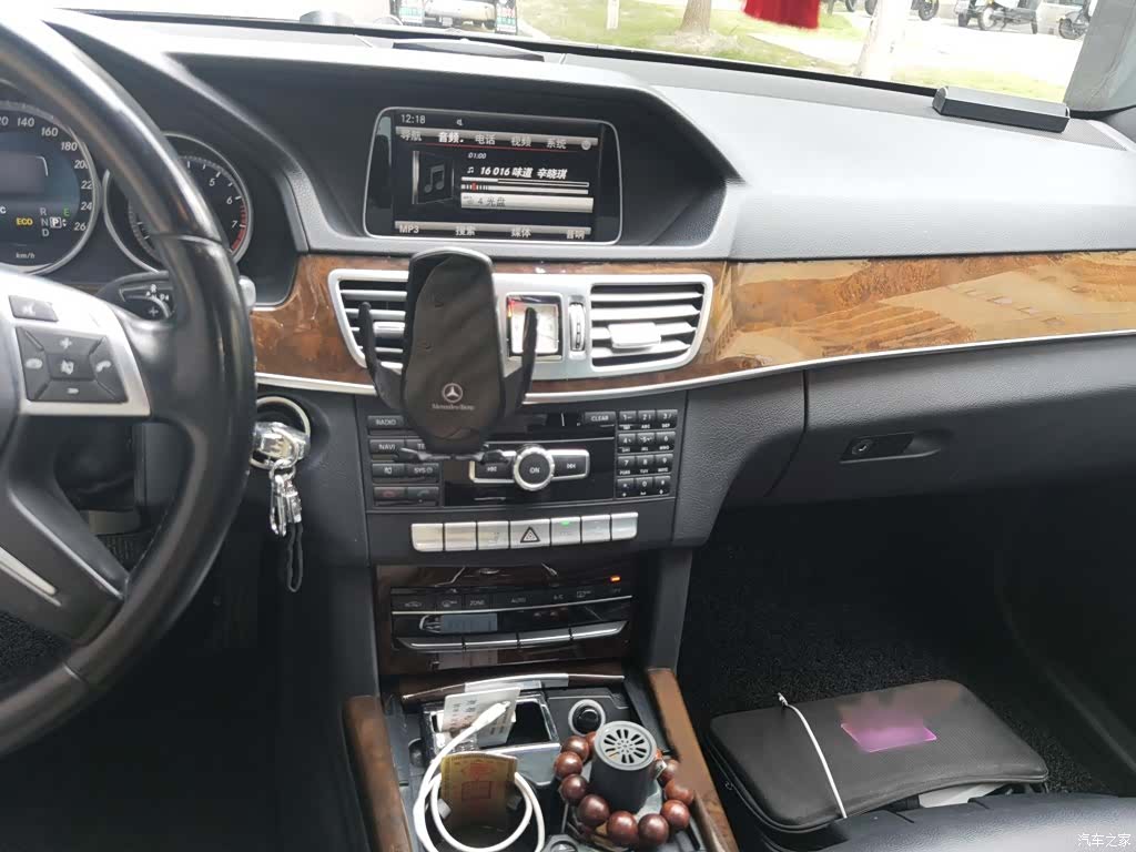 Mercedes-Benz E-Class, 2015 6