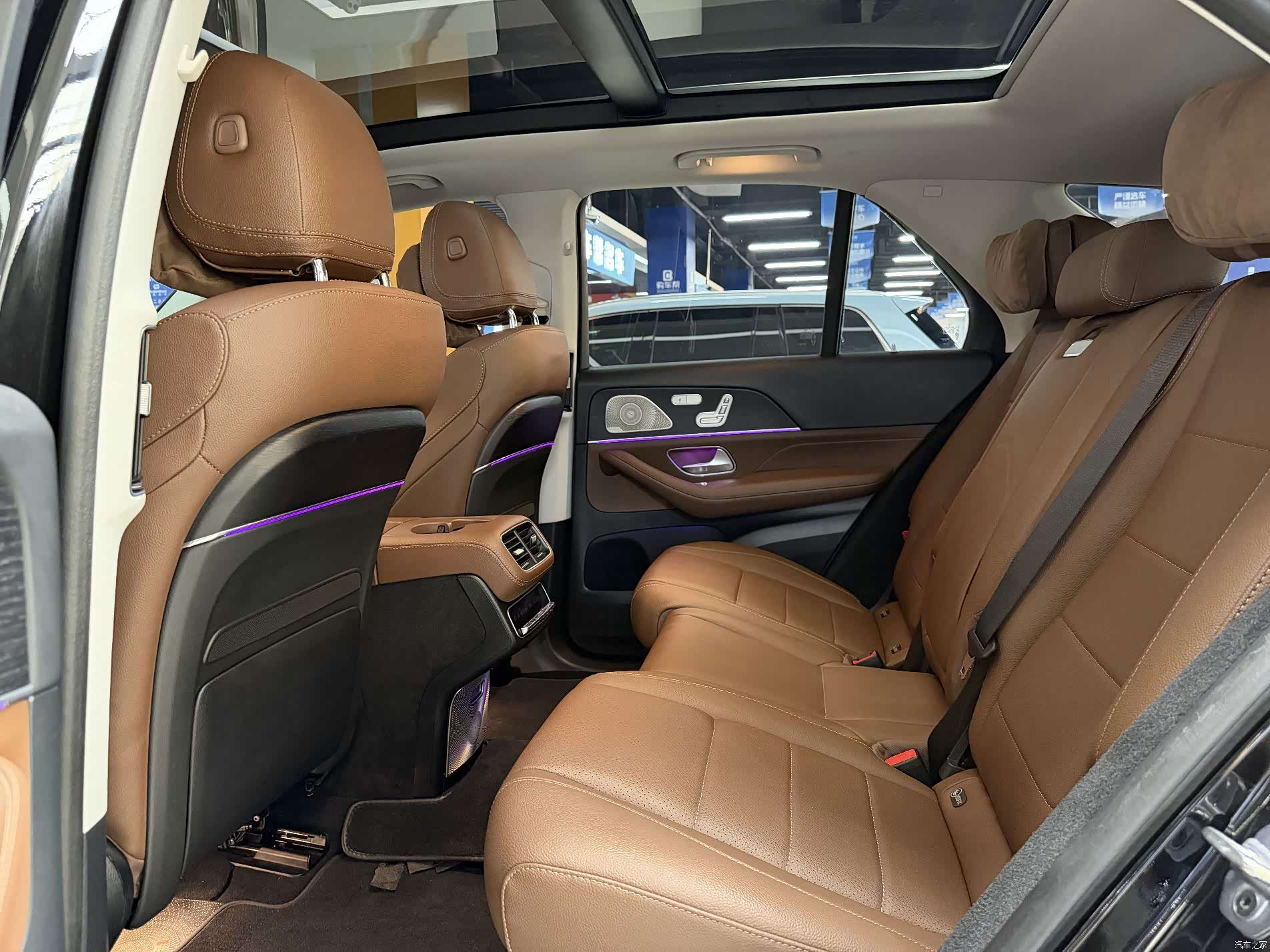 Mercedes-Benz GLE, 2025 13