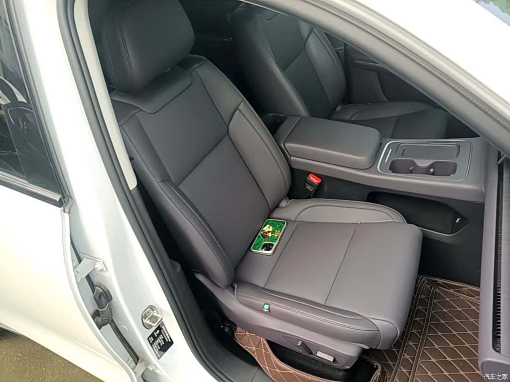 Leapmotor C10, 2025 25