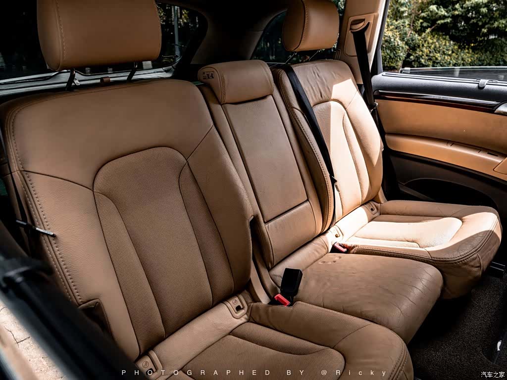 Audi Q7, 2011 11