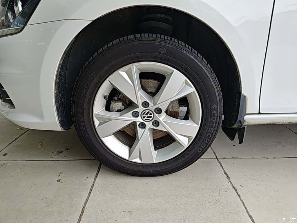 Volkswagen Bora, 2015 23