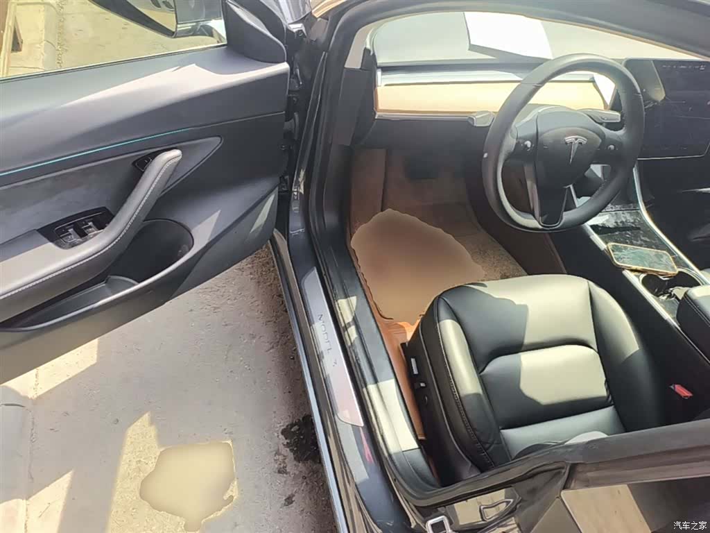 Tesla Model 3, 2020 16