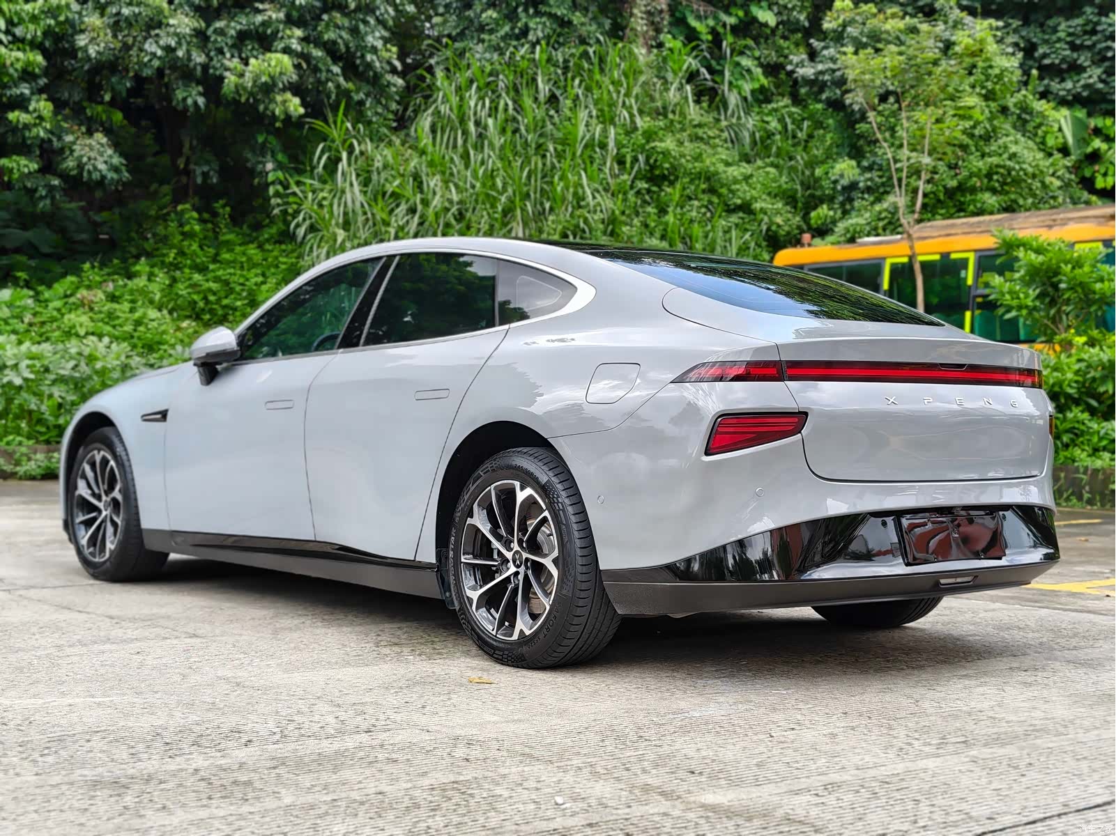Xpeng P7, 2021 4