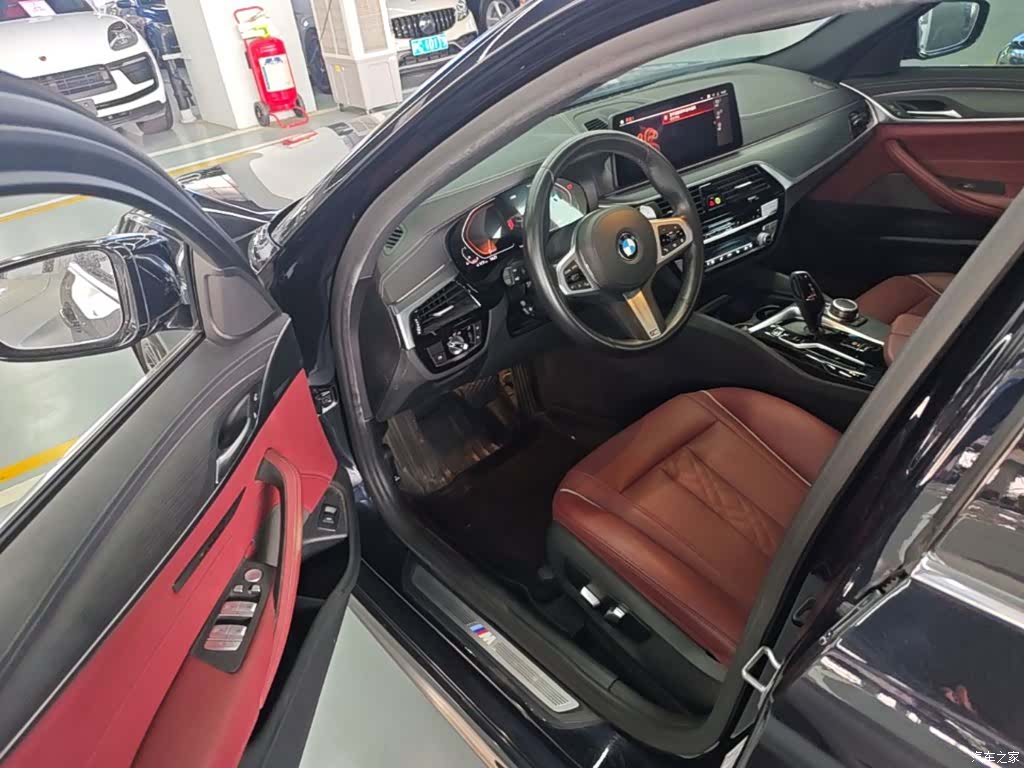 BMW 5 Series, 2022 16