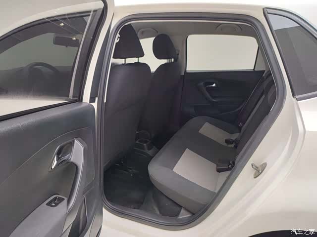 Volkswagen Polo, 2016 13