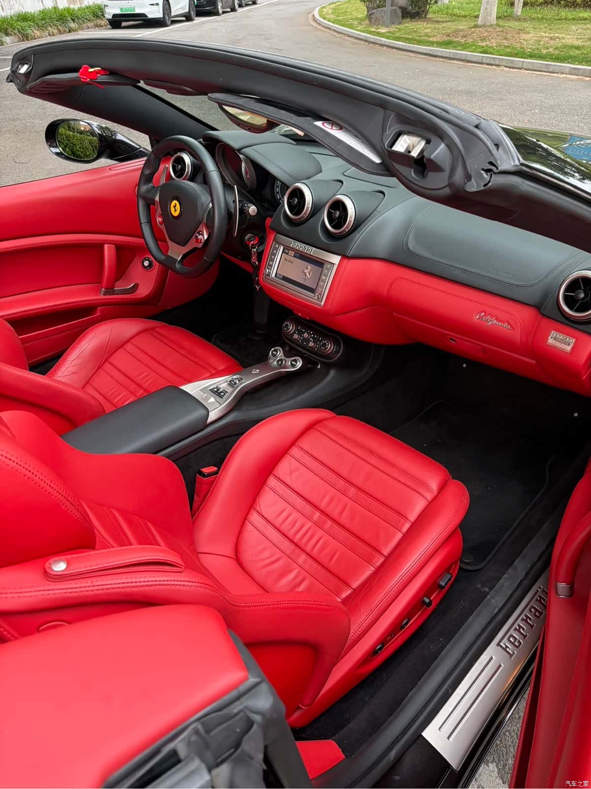 Ferrari California, 2011 6