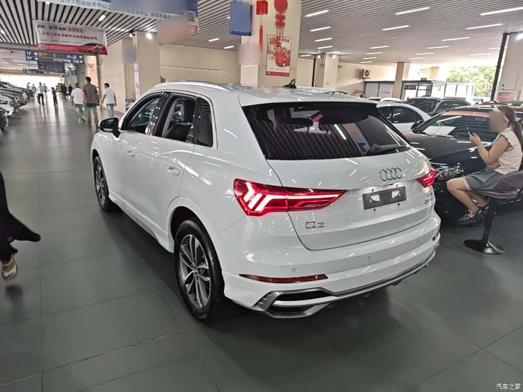 Audi Q3, 2020 все фото