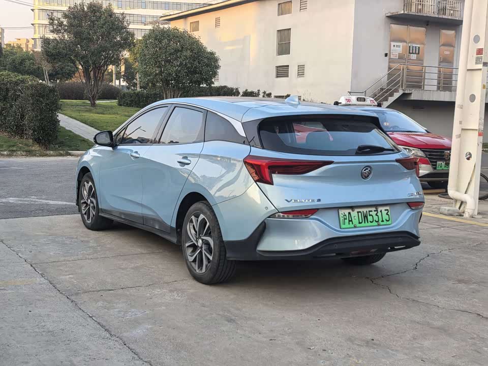 Buick Slightly blue 6