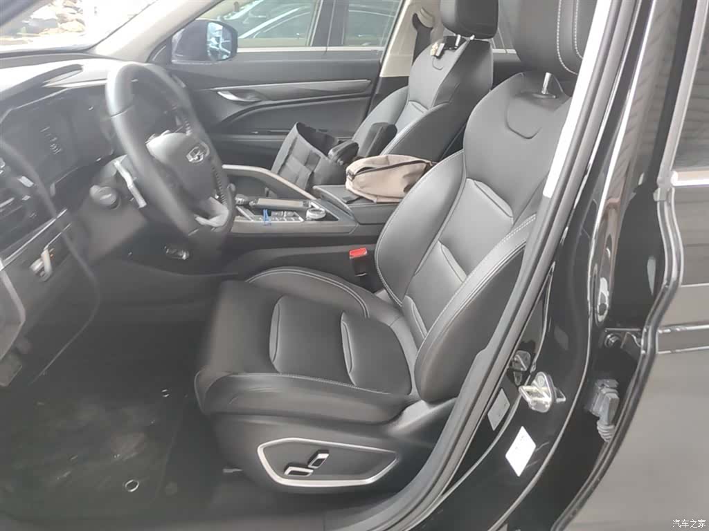 Geely Xingyue, 2021 15