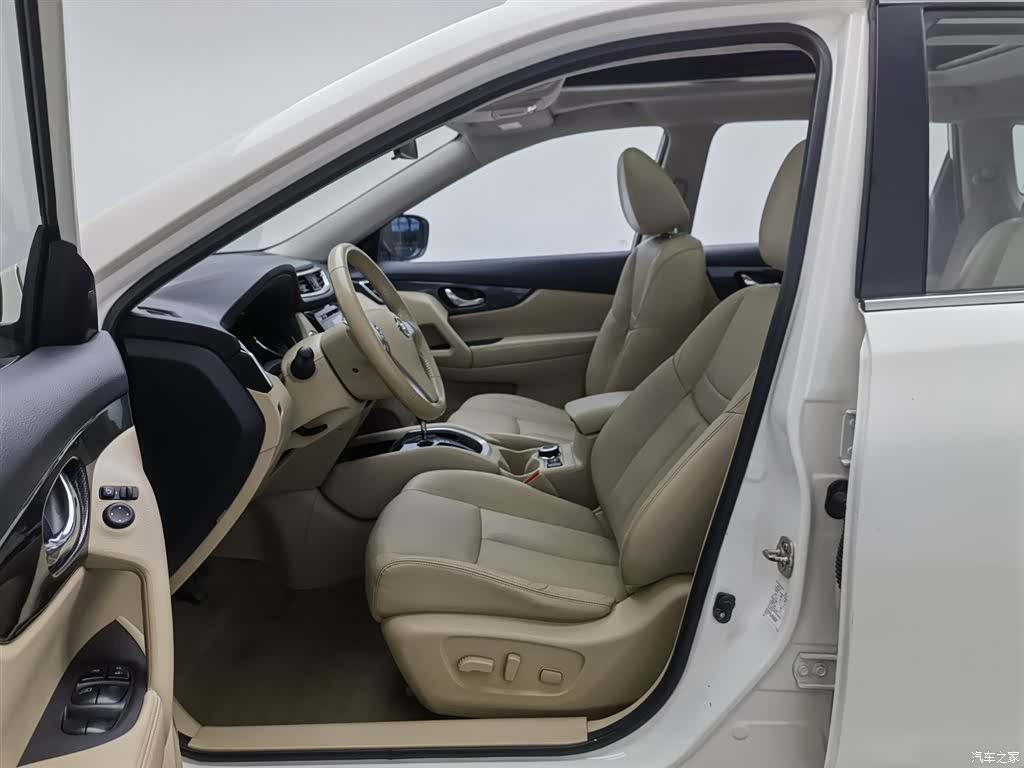 Nissan X-Trail, 2015 10