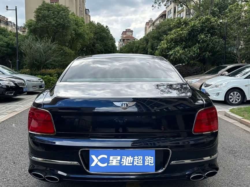 Bentley Flying