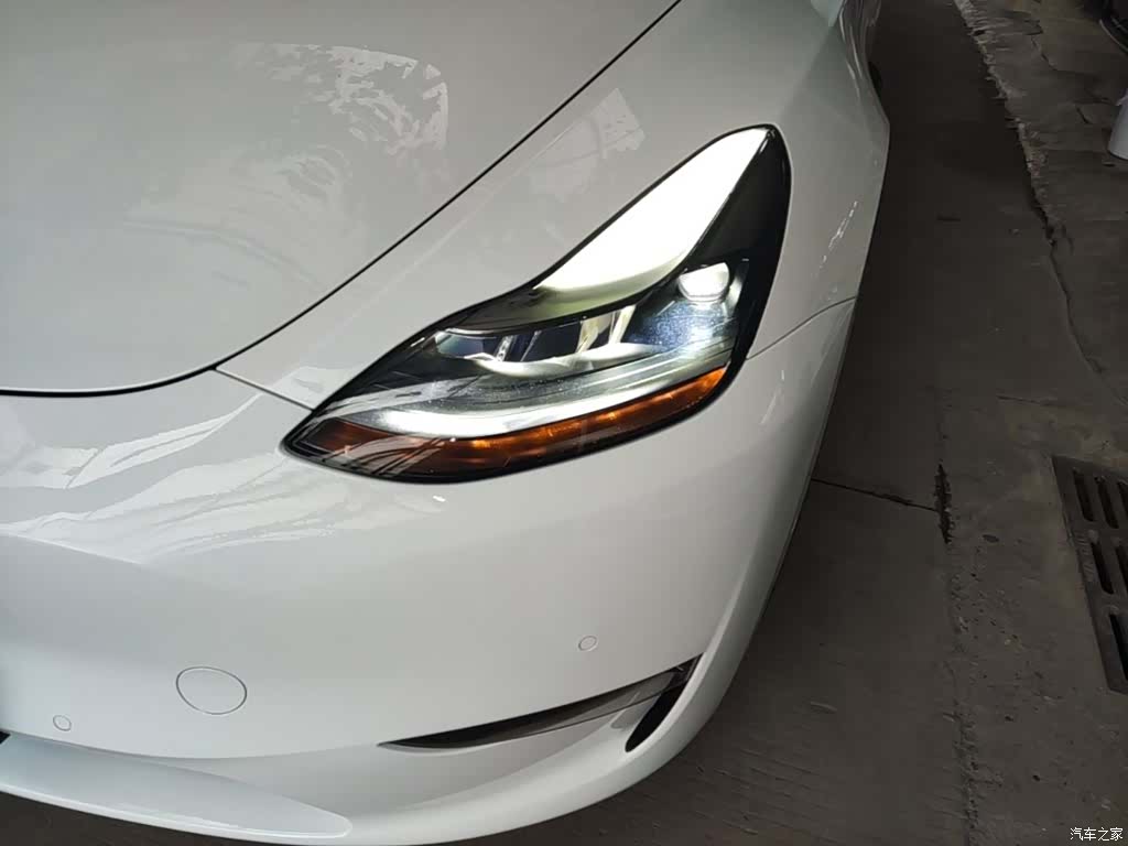 Tesla Model Y, 2021 24
