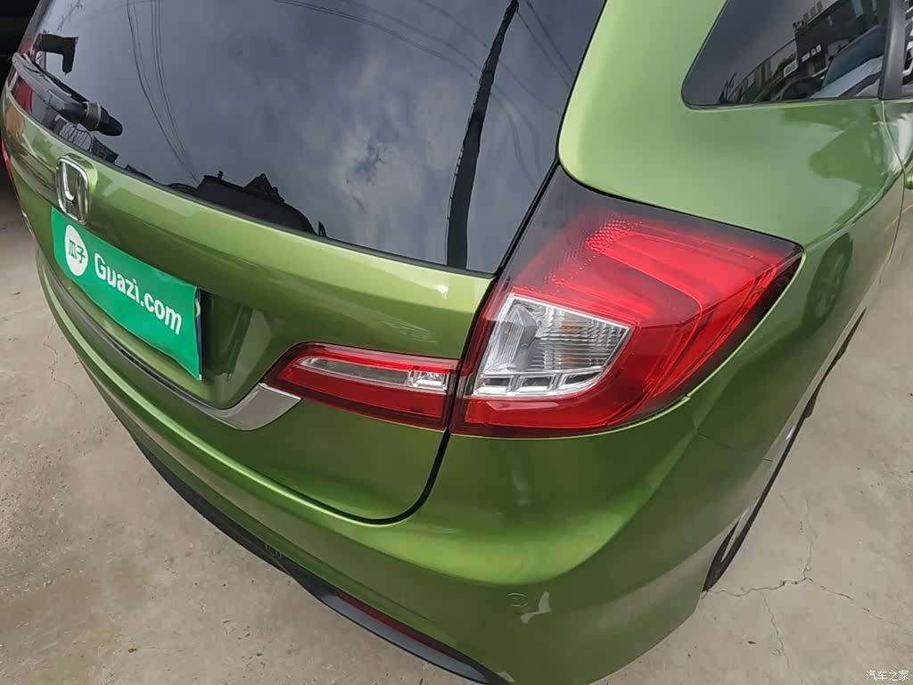 Honda Jade, 2014 8