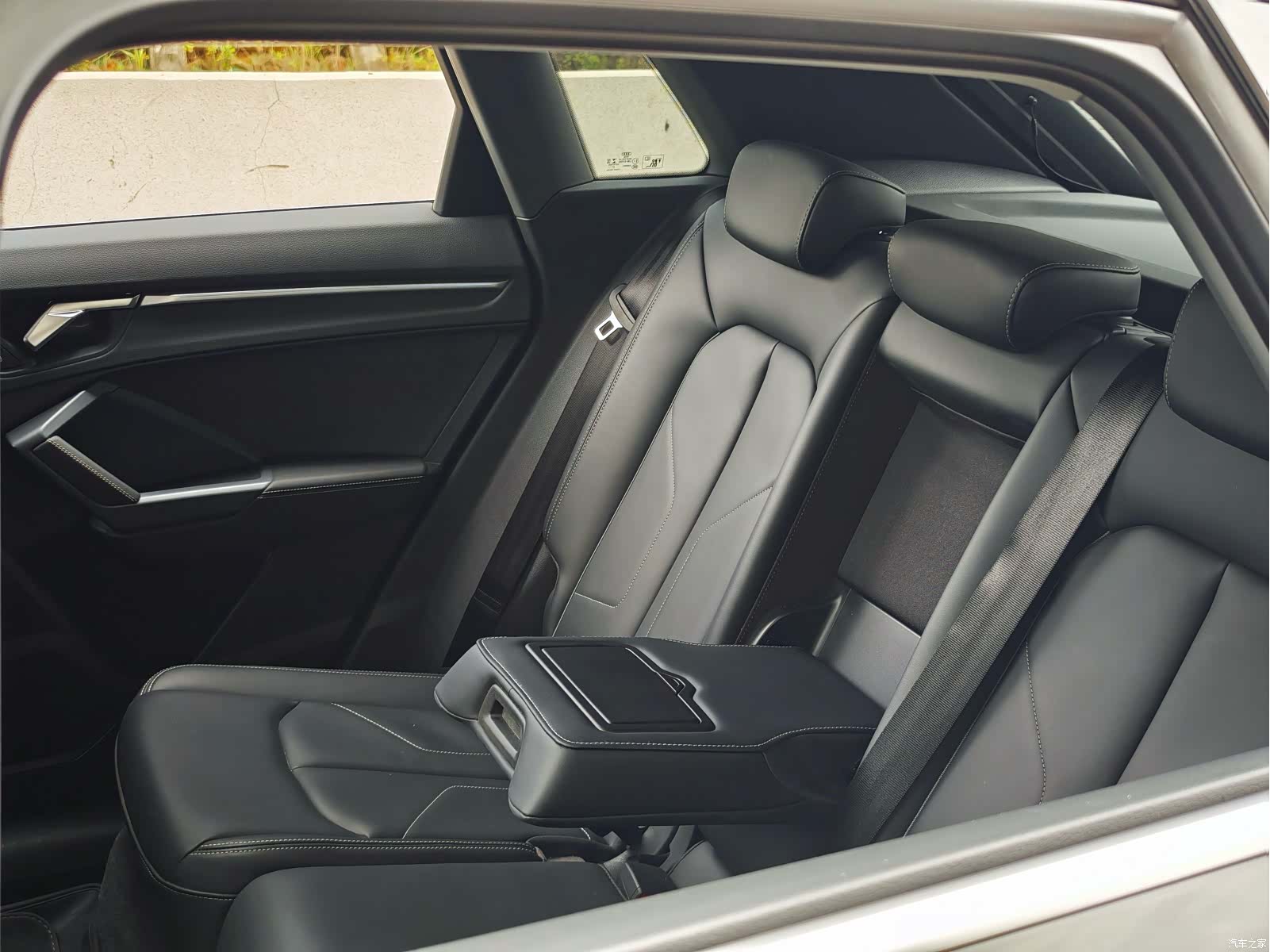 Audi Q3, 2024 15