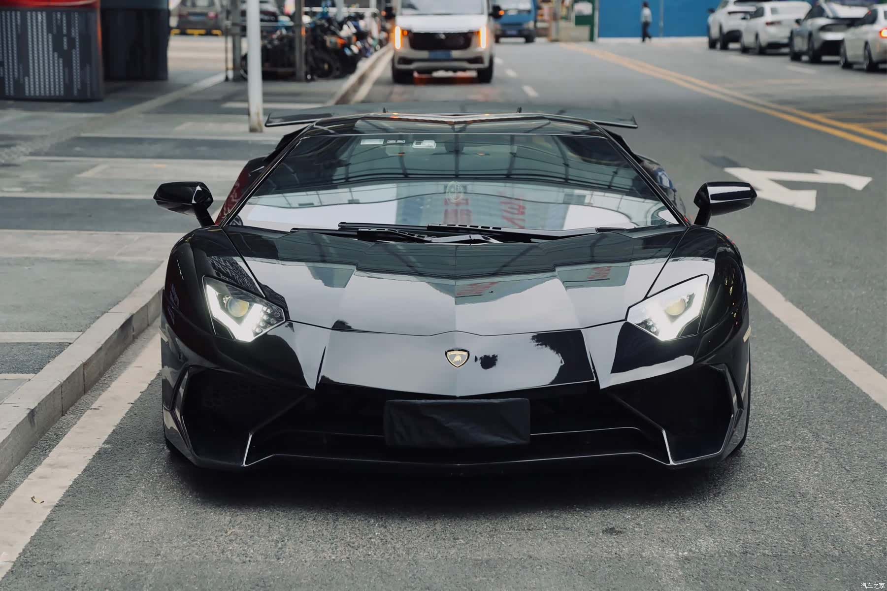 Aventador LP, 2013 4