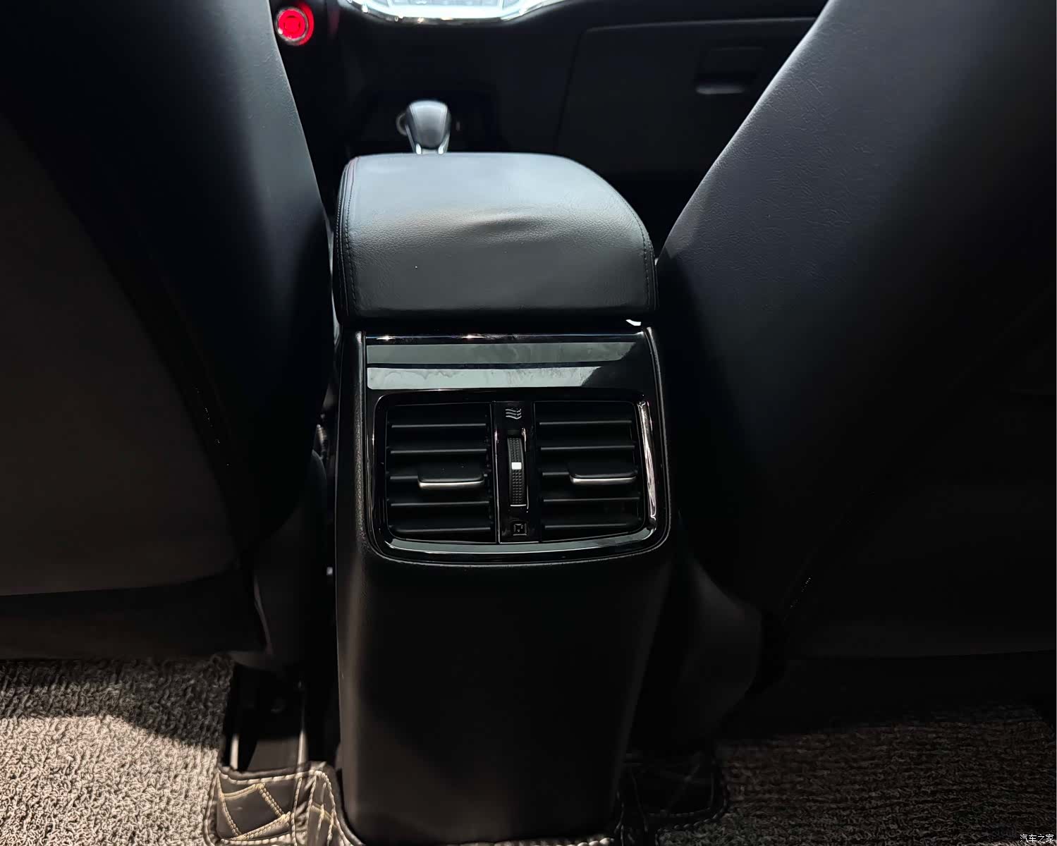 Honda Jade, 2019 17