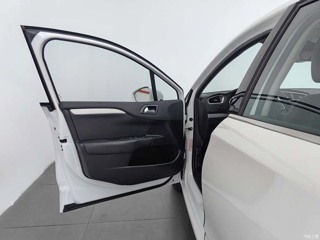 Citroen C4, 2016 8