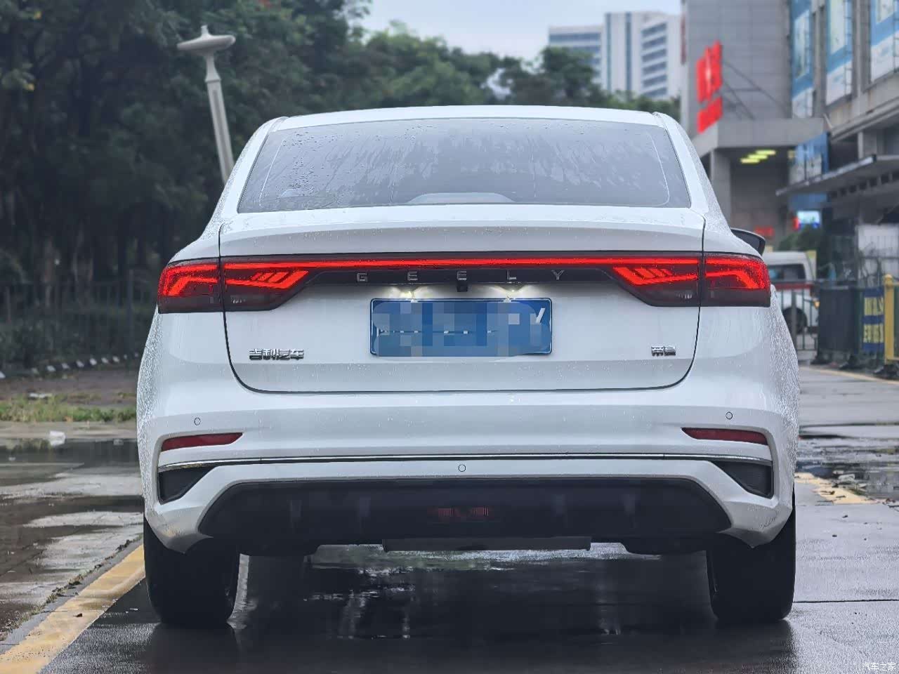 Geely Emgrand, 2021 7