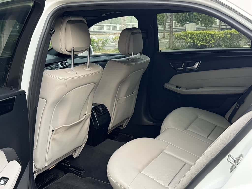 Mercedes-Benz E-Class, 2014 9