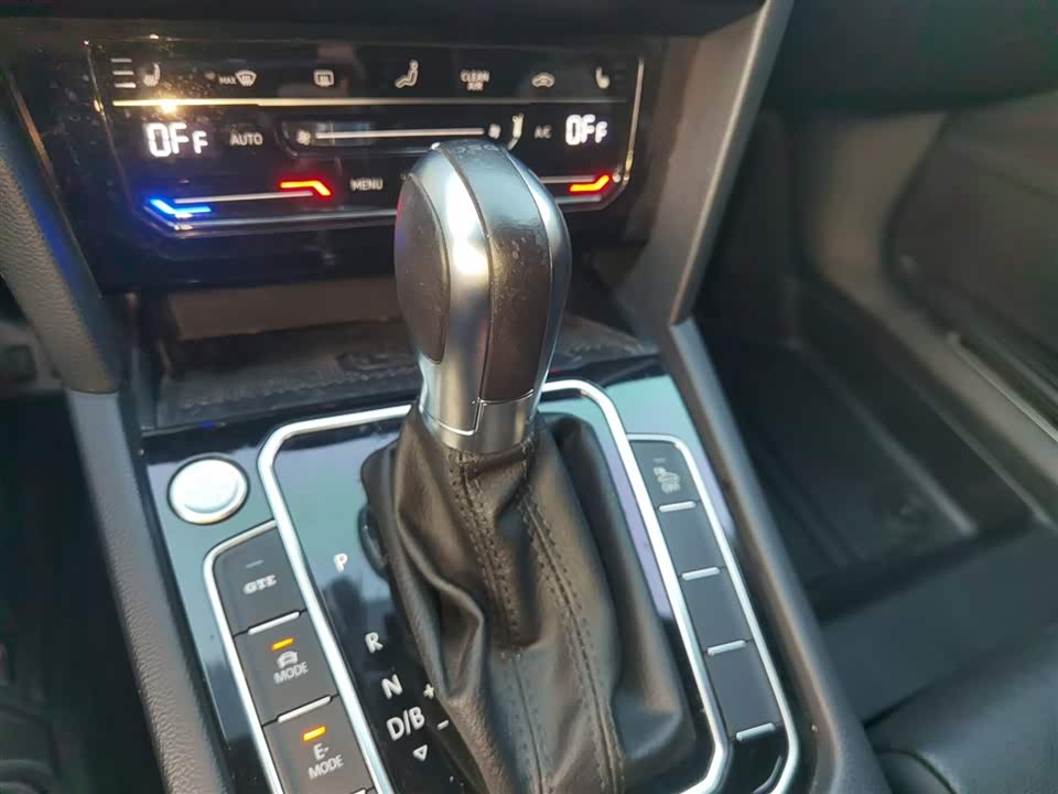 Volkswagen Magotan GTE