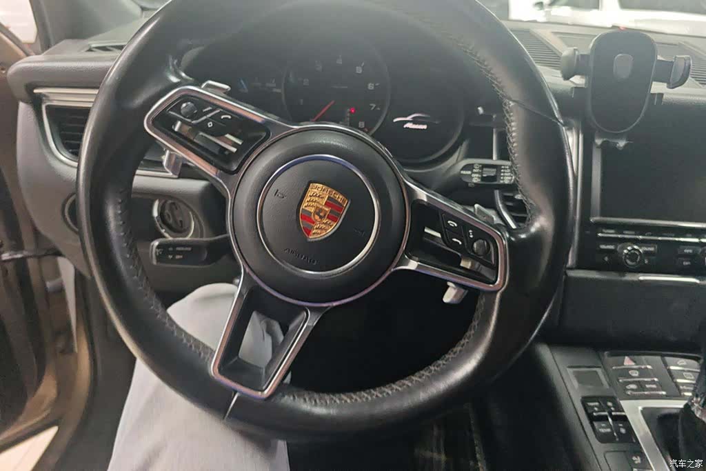 Porsche Macan, 2015 15