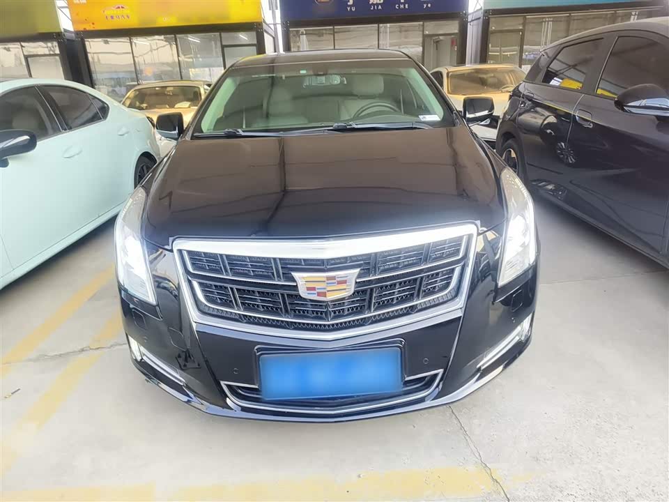 Cadillac XTS