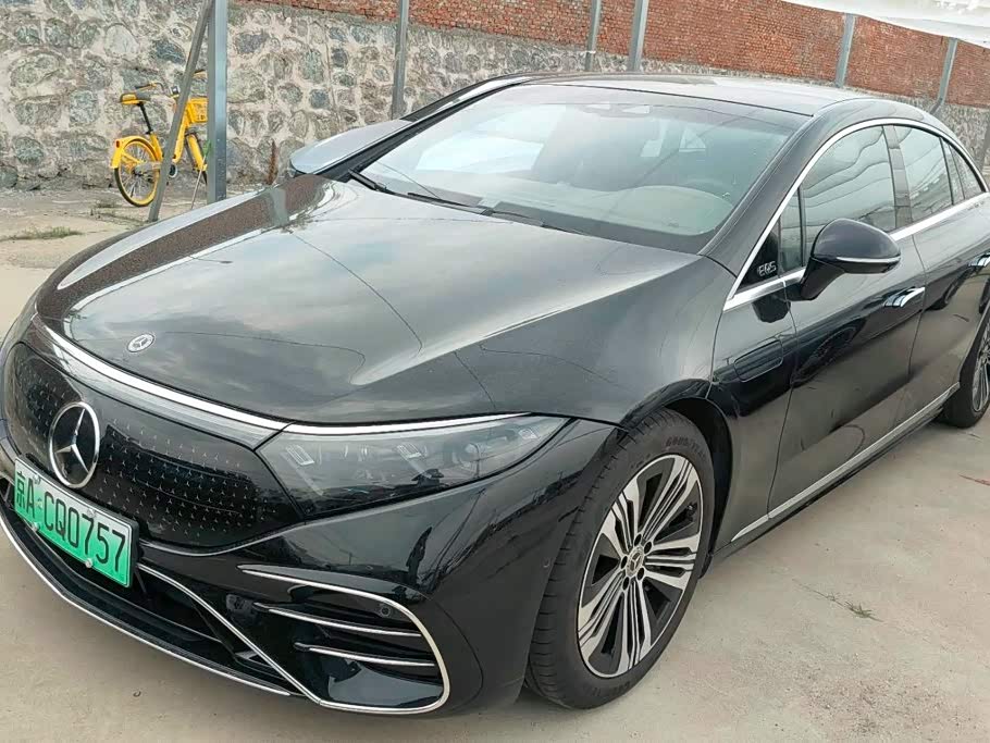 Mercedes-Benz EQS