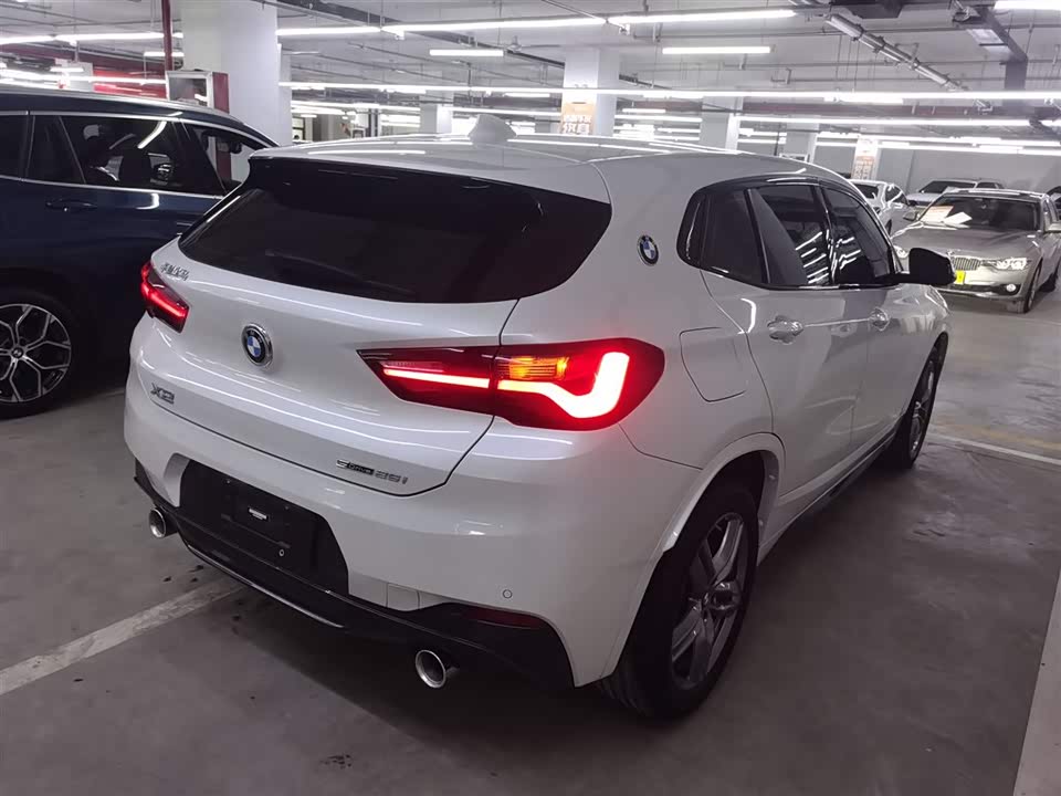 BMW X2