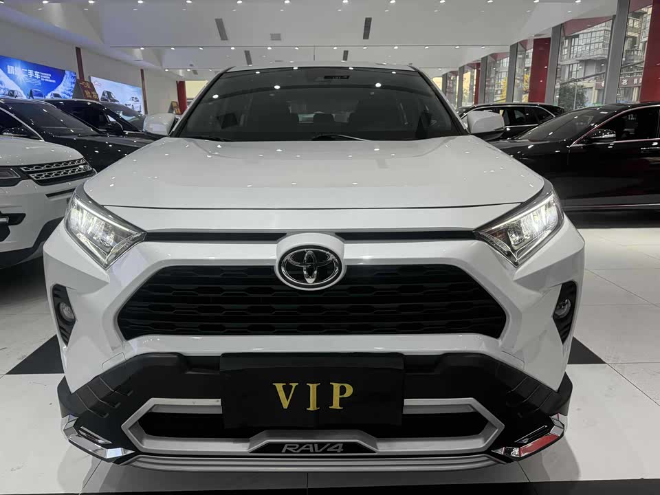 Toyota RAV4 Rongfang
