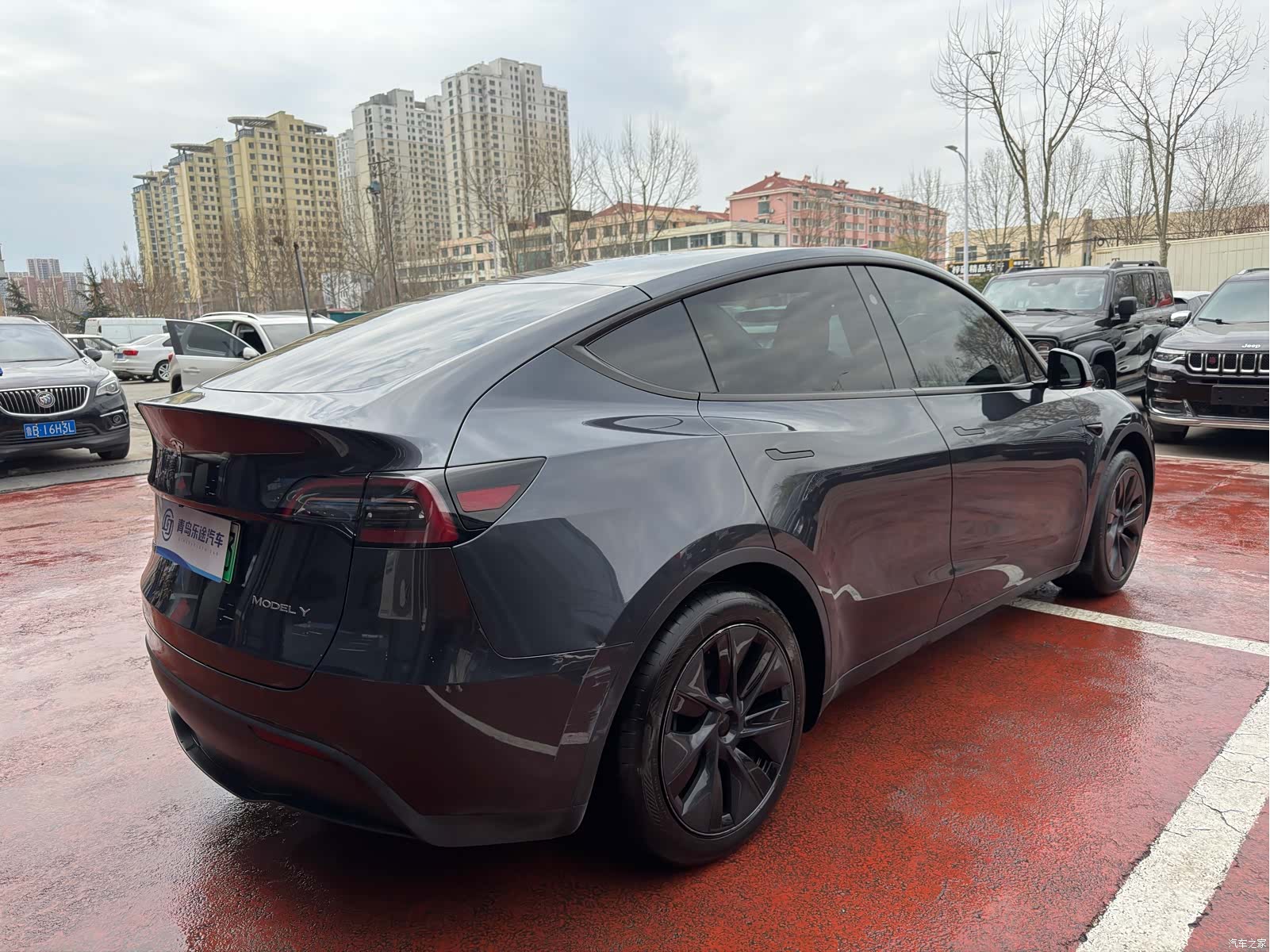 Tesla Model Y, 2024 6