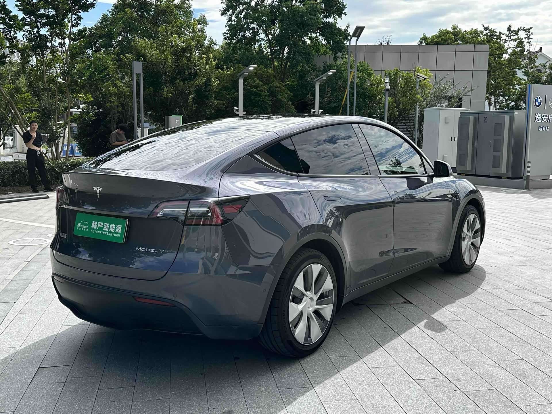 Tesla Model Y, 2021 9