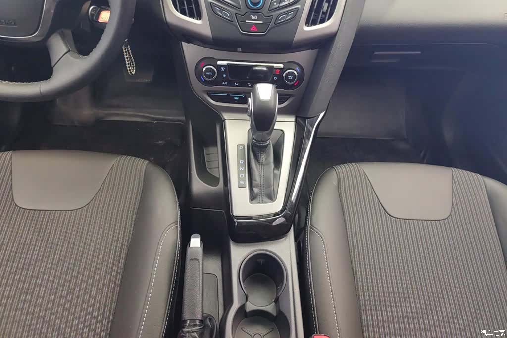 Ford Focus, 2015 16