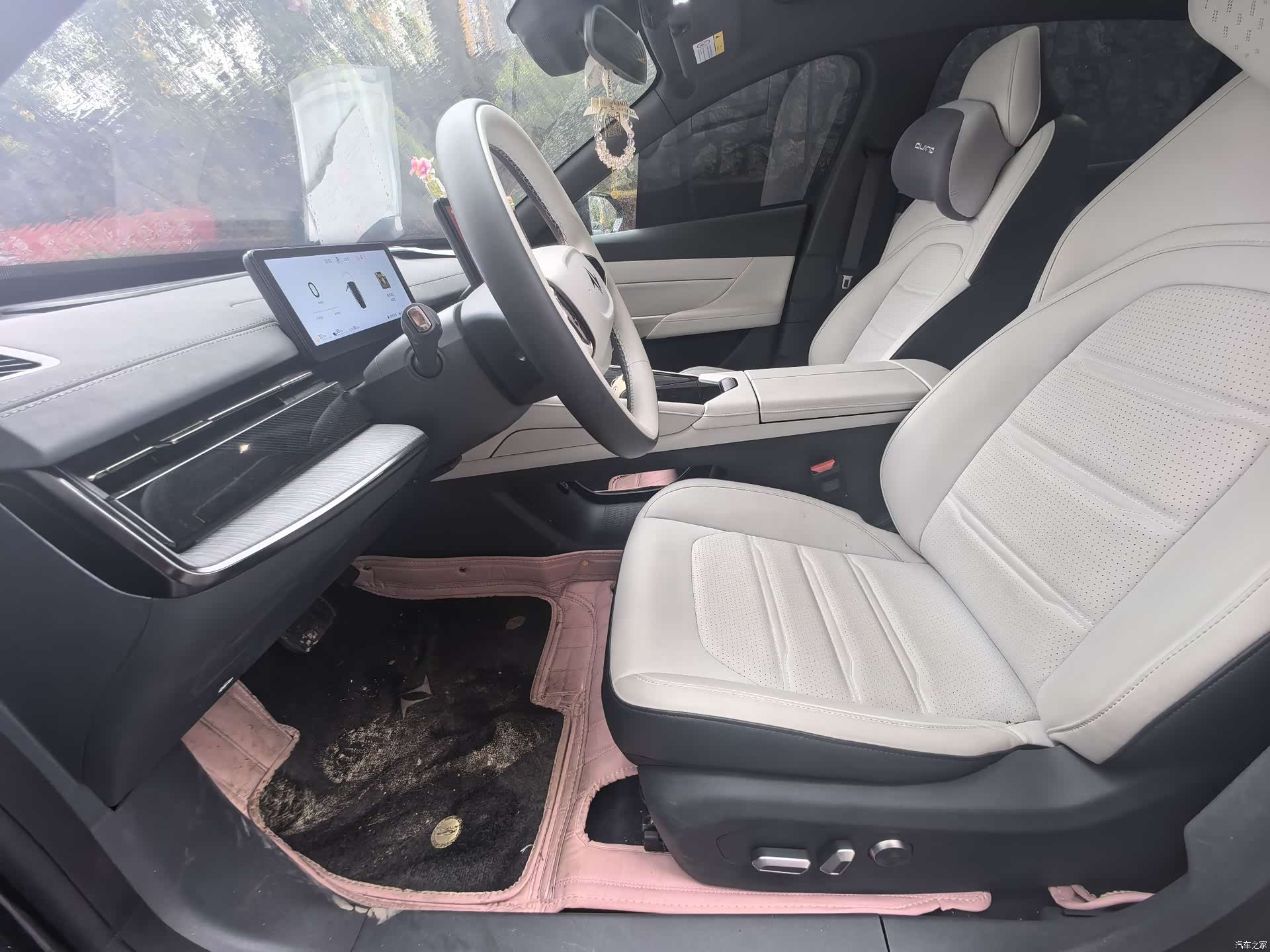 DongFeng eπ007, 2024 10
