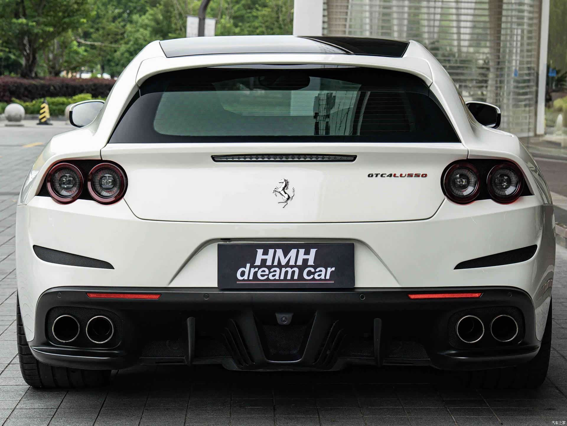Ferrari GTC4Lus, 2018 7