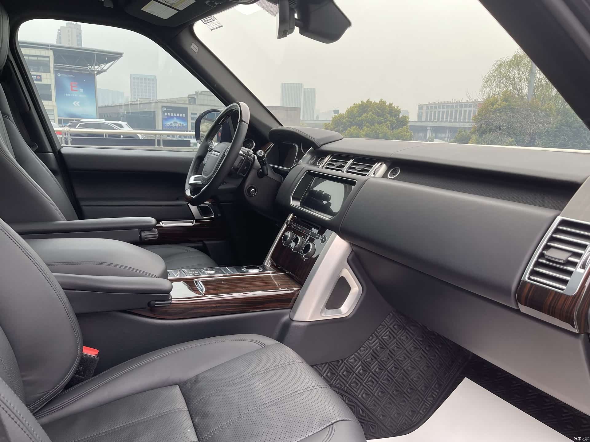 Land Rover Range Rover, 2018 10