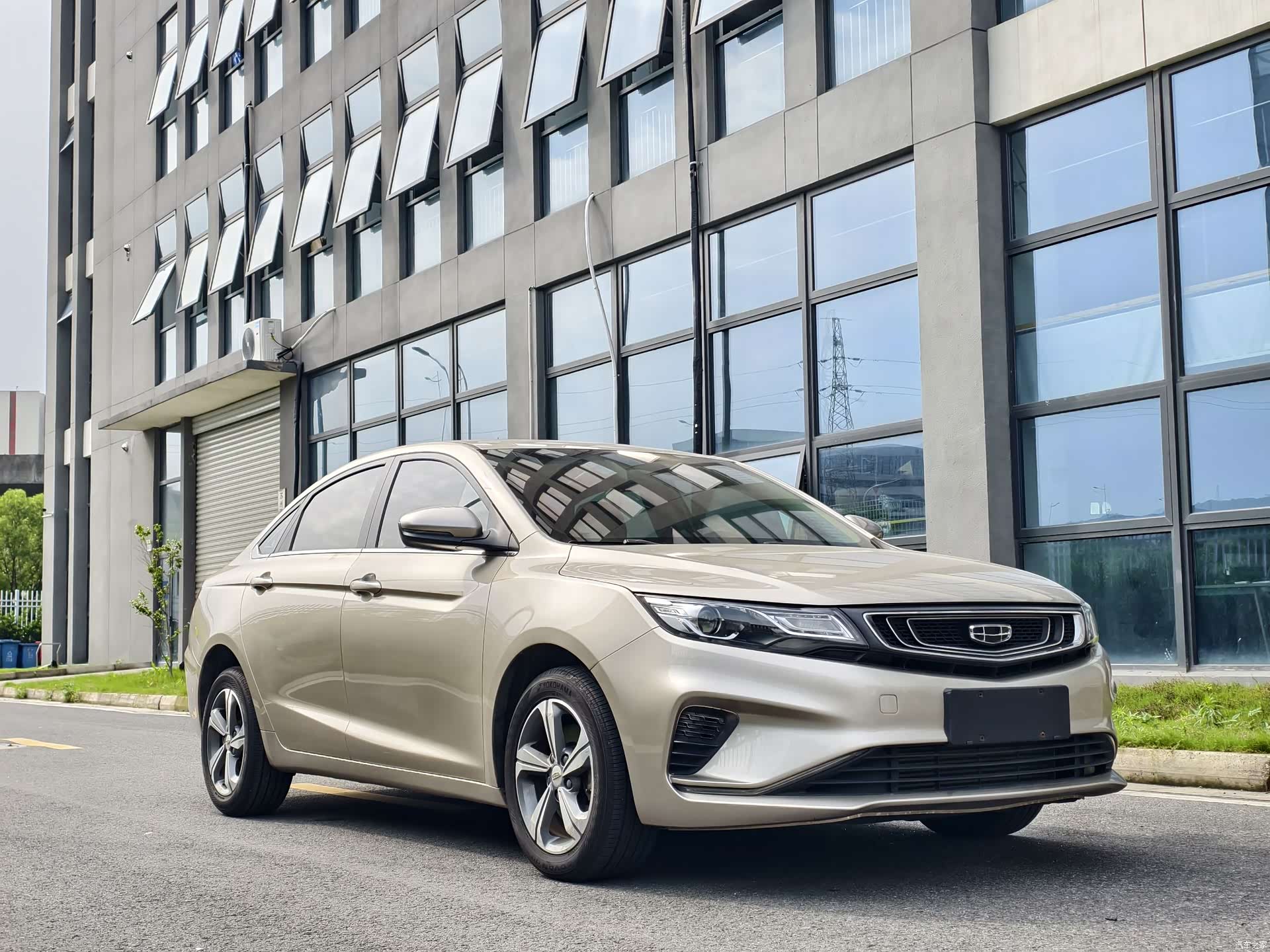 Geely Emgrand, 2020 3