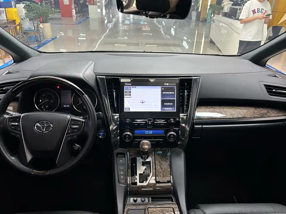 Toyota Elfa Toyota Elfa