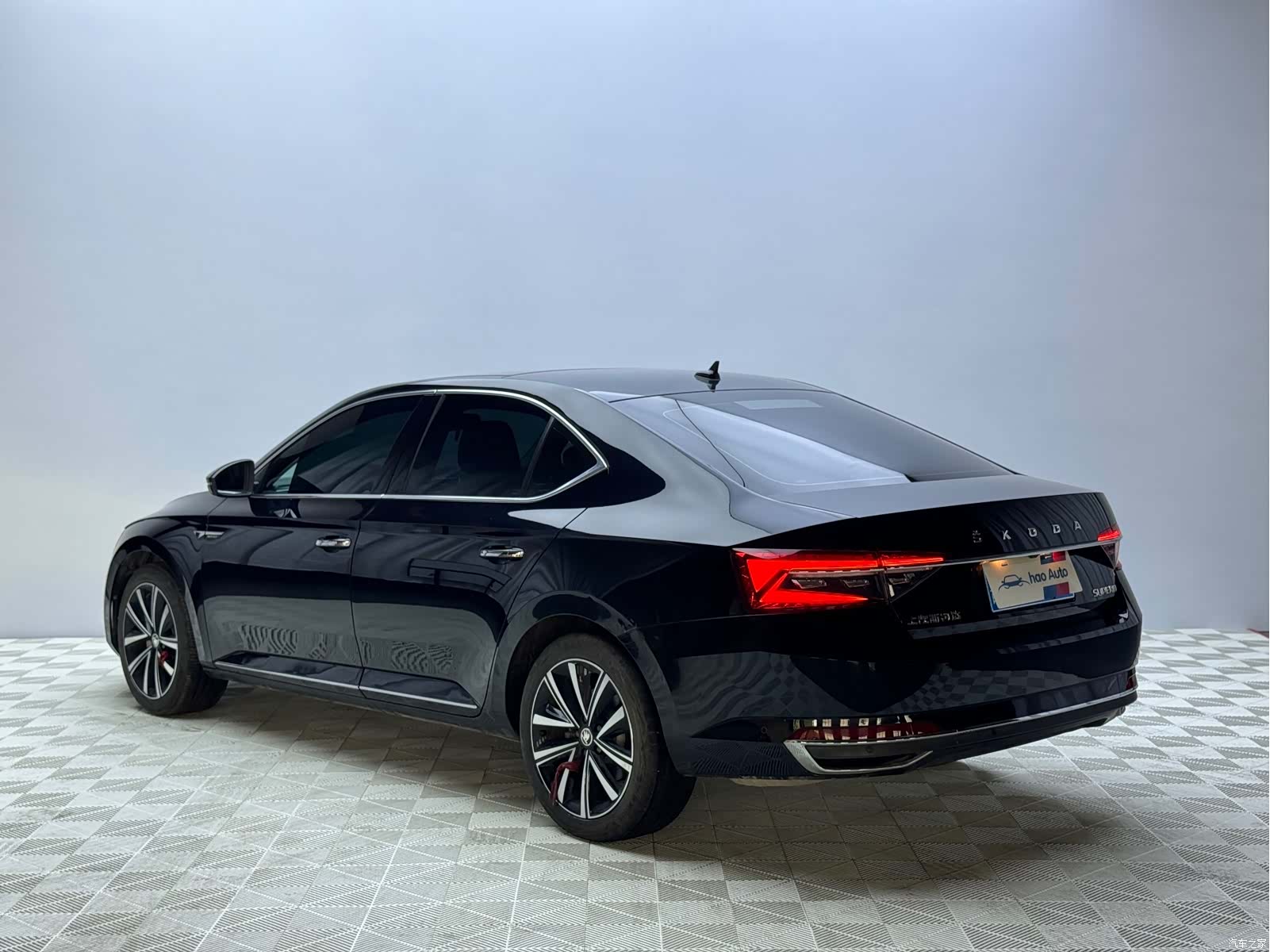 Skoda Superb, 2023 4