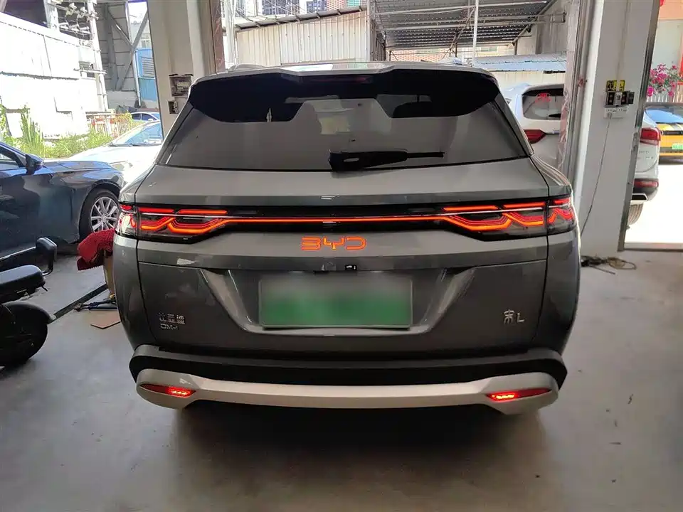 BYD Song L DM-i BYD Song L DM-i