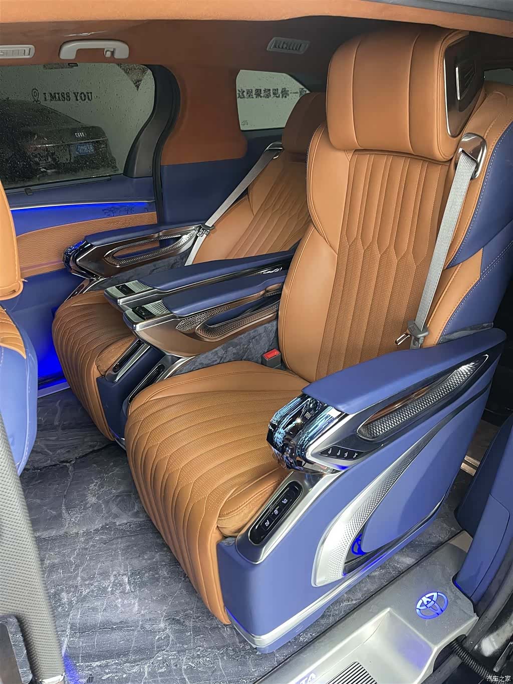 Toyota Sienna, 2023 12