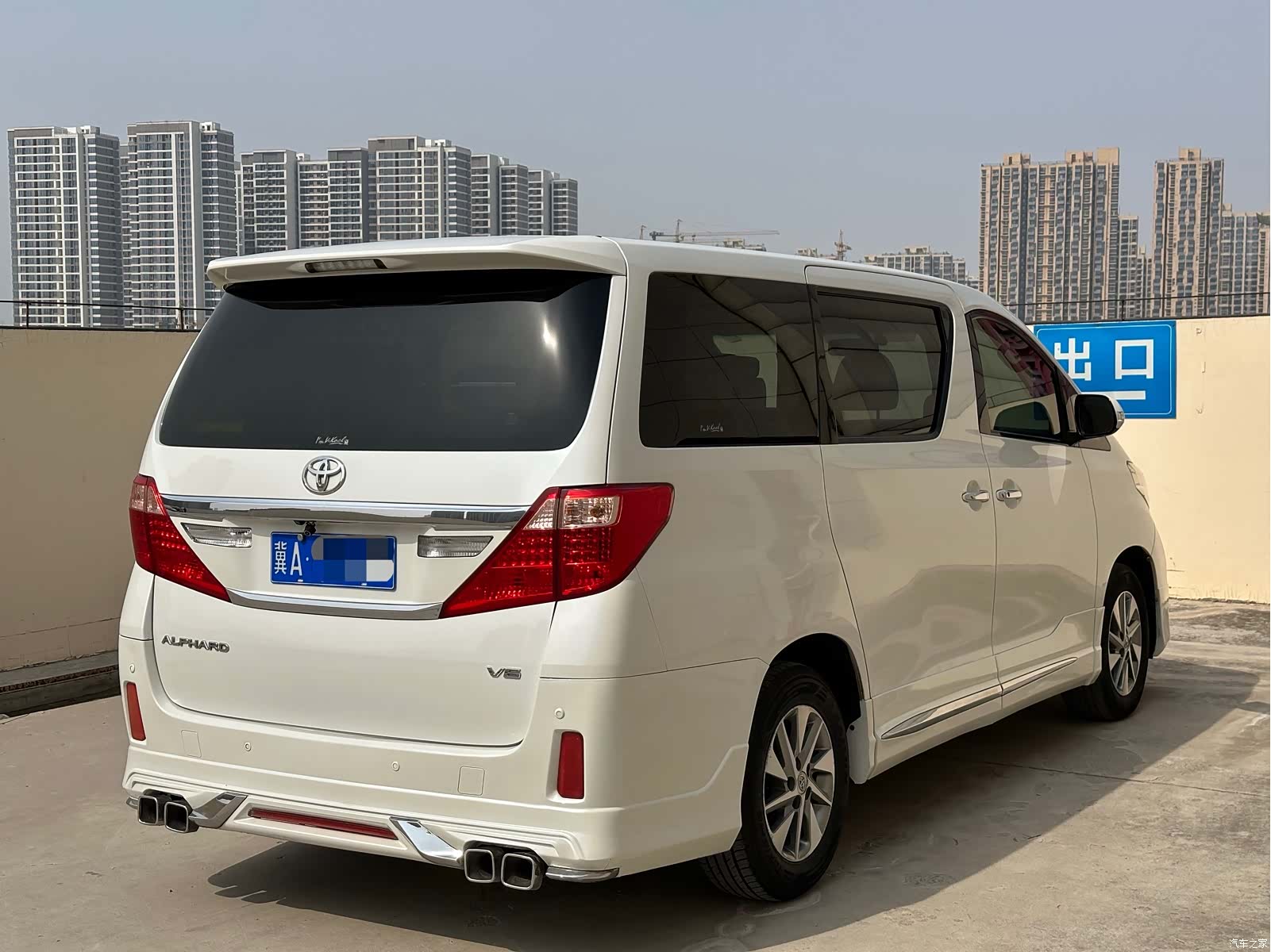 Toyota Alphard, 2014 14