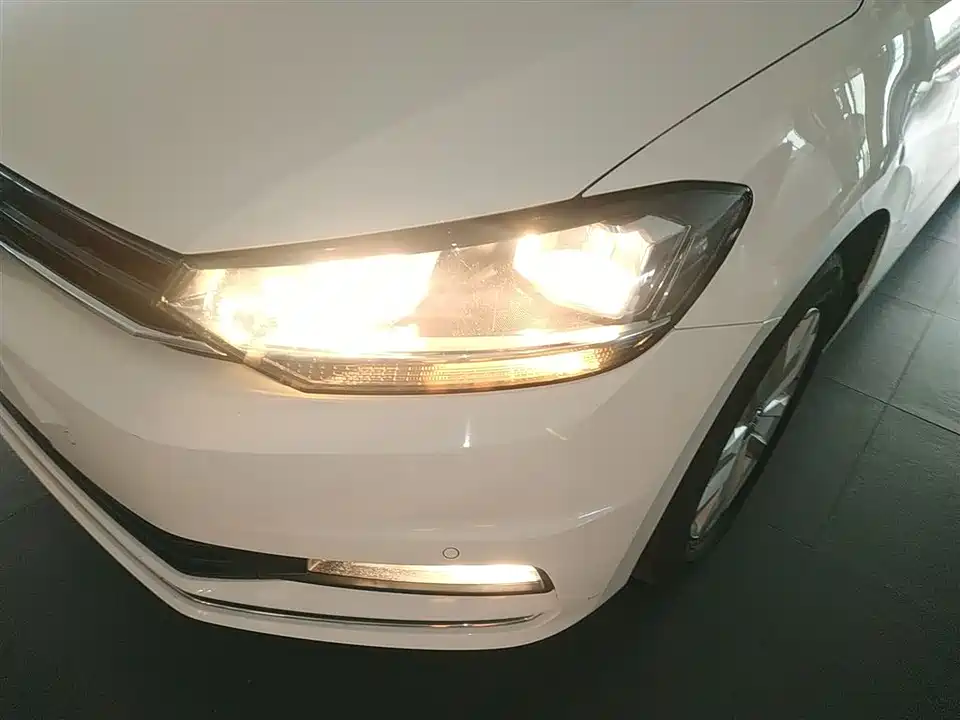 Volkswagen Touran Volkswagen Touran