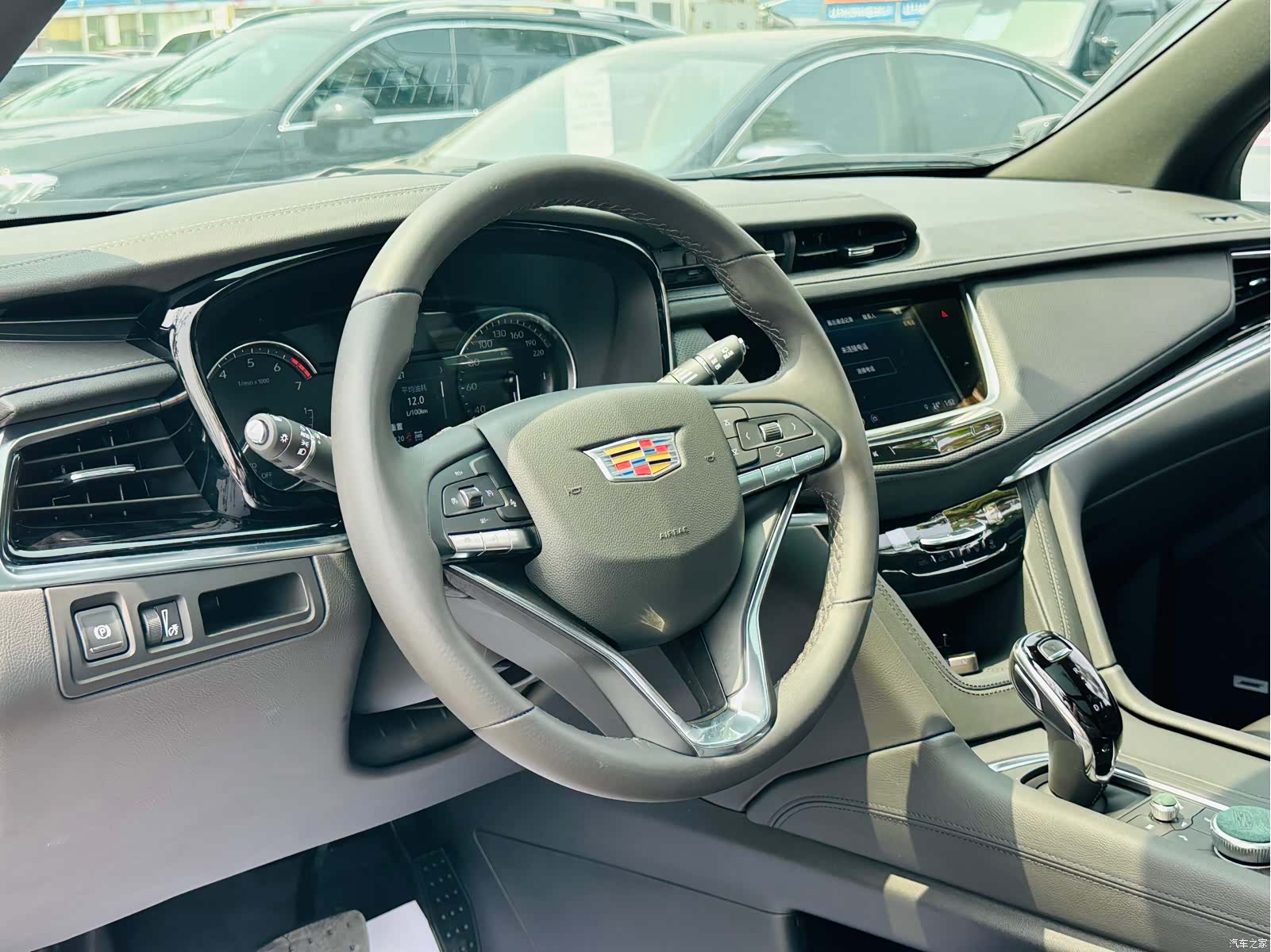Cadillac XT6, 2024 8