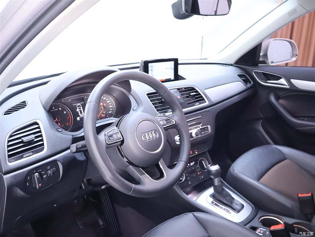 Audi Q3, 2019 11