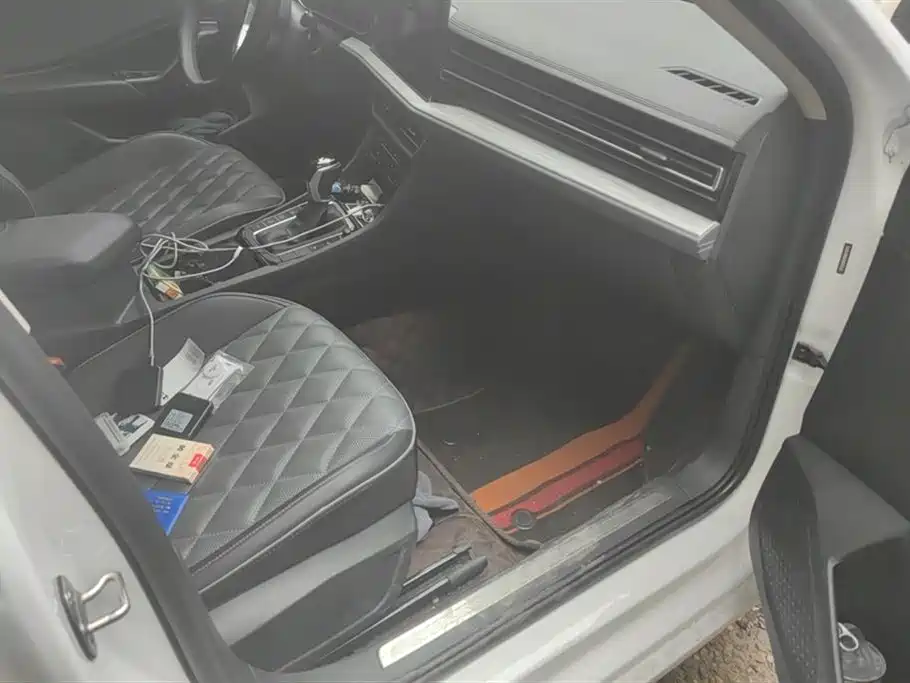 Volkswagen Sagitar Volkswagen Sagitar