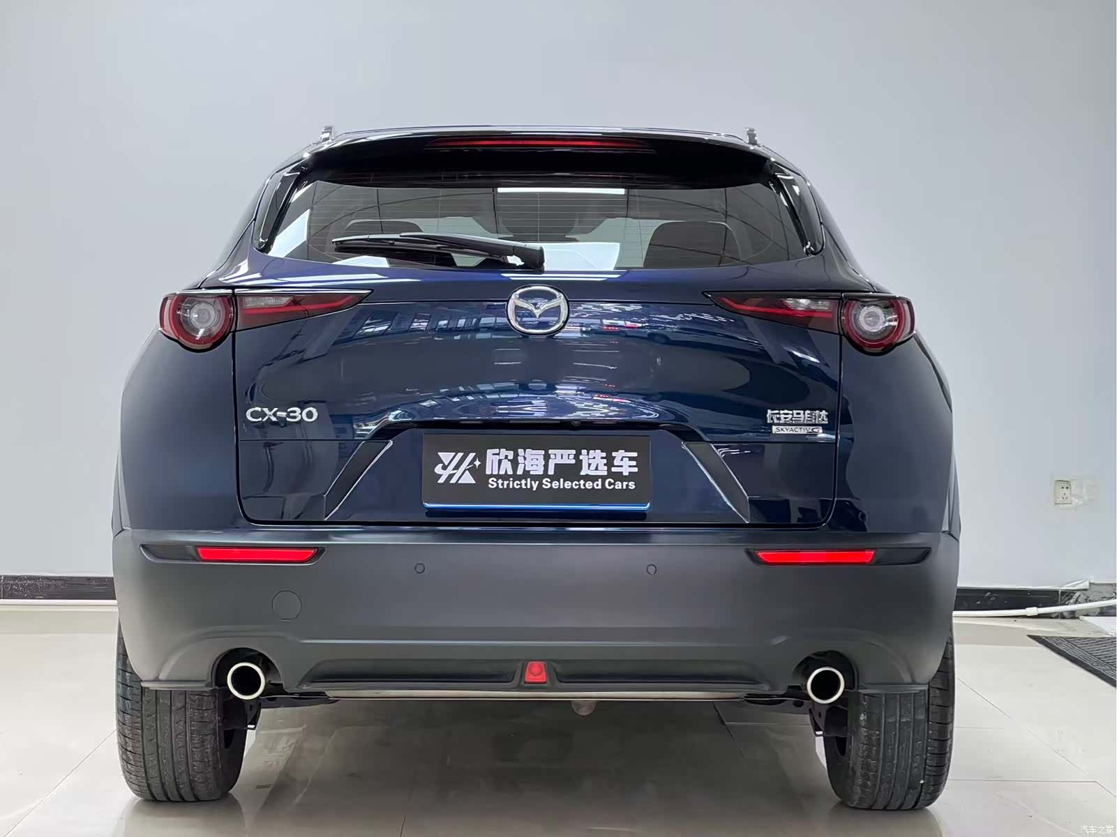 Mazda CX-30, 2023 все фото