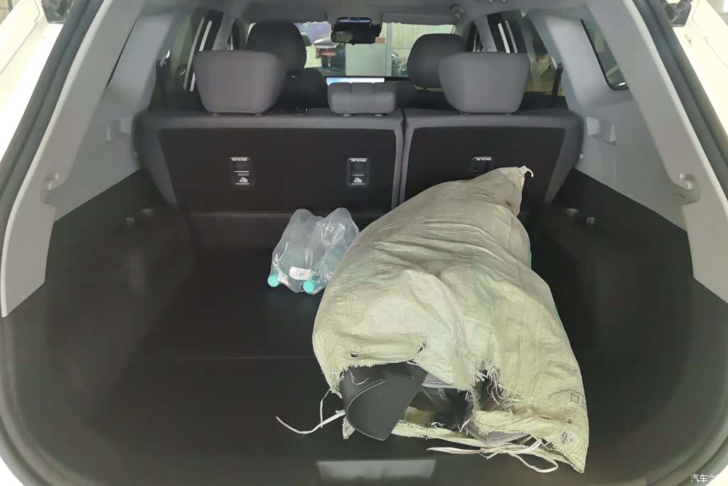 Chery T8, 2025 4