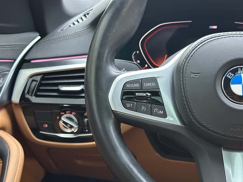 BMW 5 Series, 2023 15